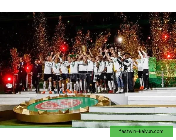 德甲球队逆转乾坤展现永不放弃精神，表现亮眼令人称赞